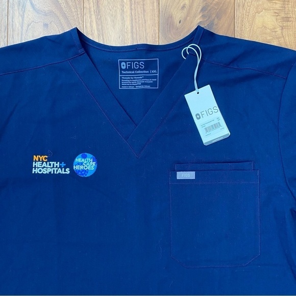 NWT FIGS Leon  Two Pocket Scrub Top XXL / 2XL - Picture 9 of 15